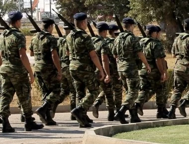 Πέντε χαρακτήρες που συναντούν όλοι στο στρατό